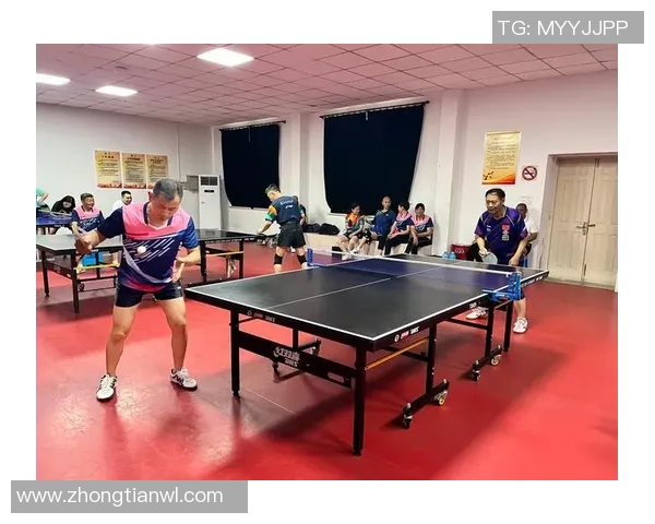 赛后分析:上海乒乓球队与杭州乒乓球队的耐力对决全景回顾 赛后分析:上海乒乓球队与杭州乒乓球队的耐力对决全景回顾